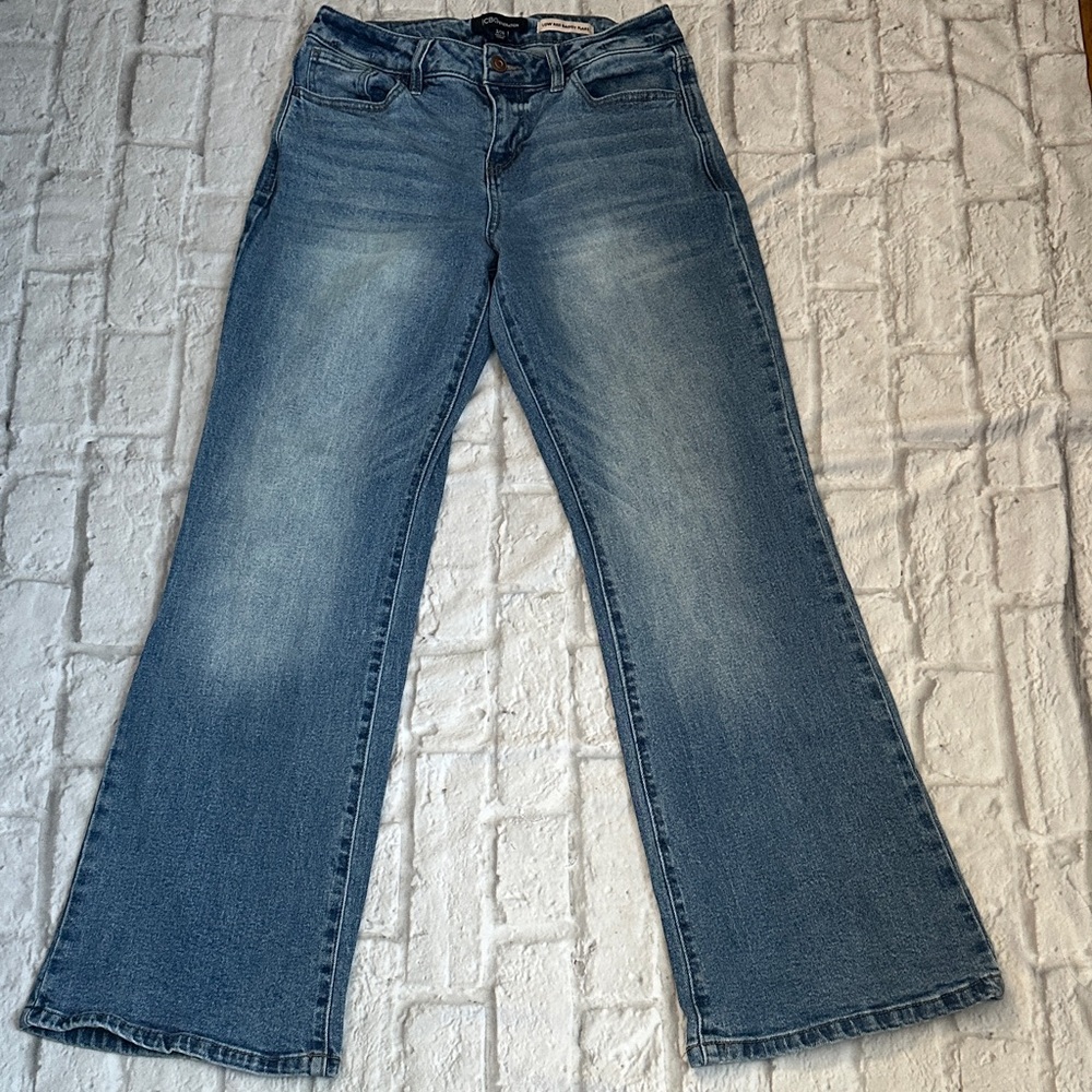 BCBGeneration Light Blue Flare Juniors Jeans Size 3/26